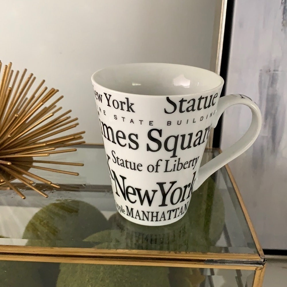 Jay Joshua New York City coffee tea mug Manhattan Broadway big apple white black